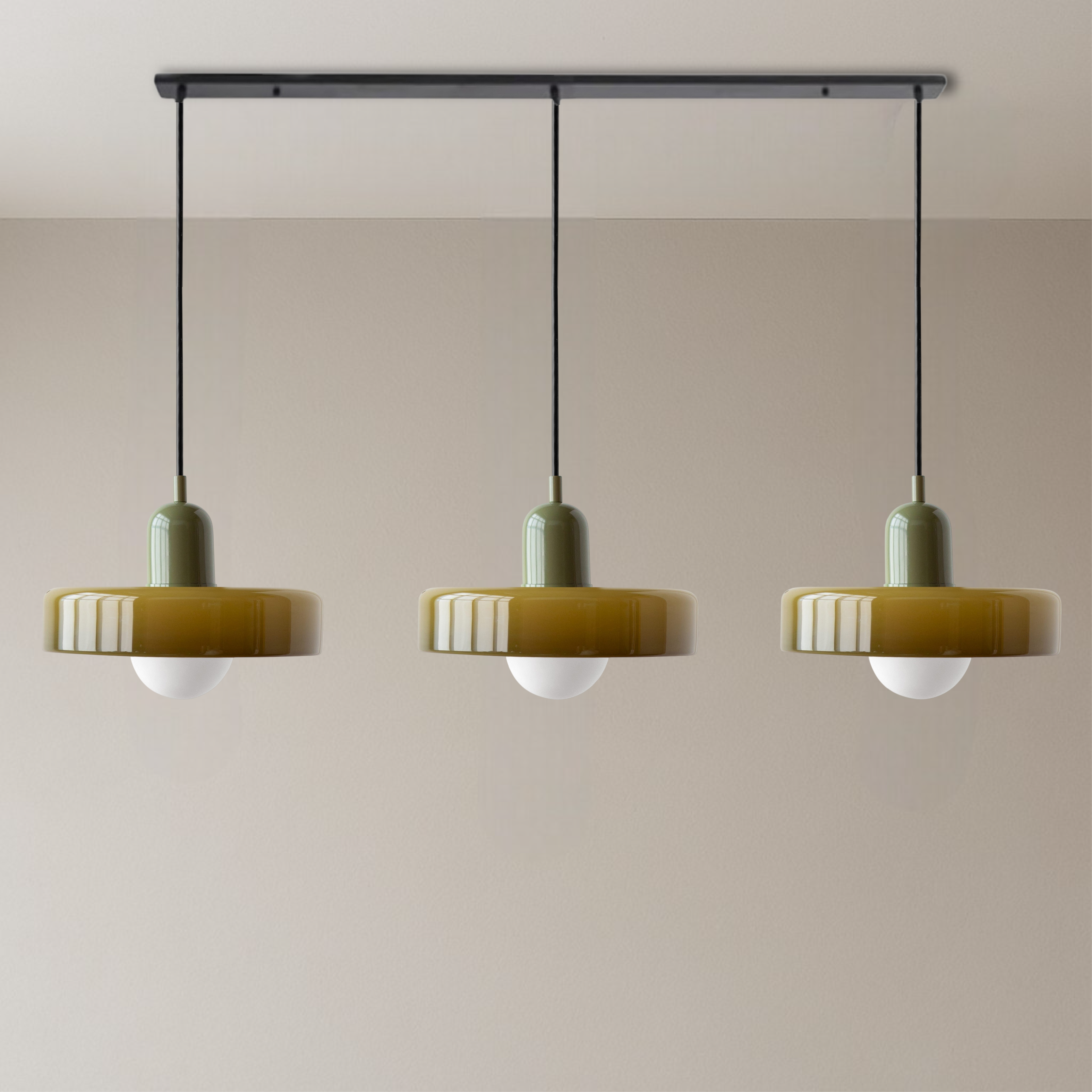 3-hovedet Bauhaus-pendel i farvet glas