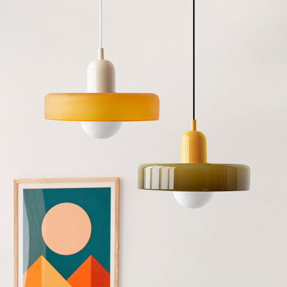Bauhaus-pendel i farvet glas