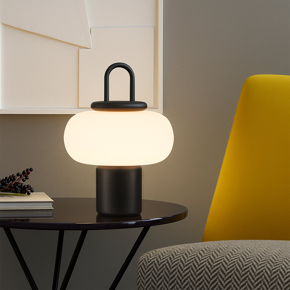 Nordisk bordlampe til sengen