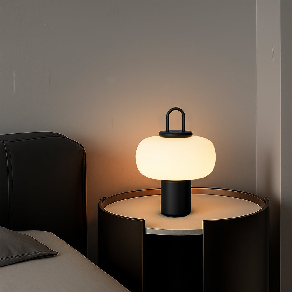 Nordisk bordlampe til sengen
