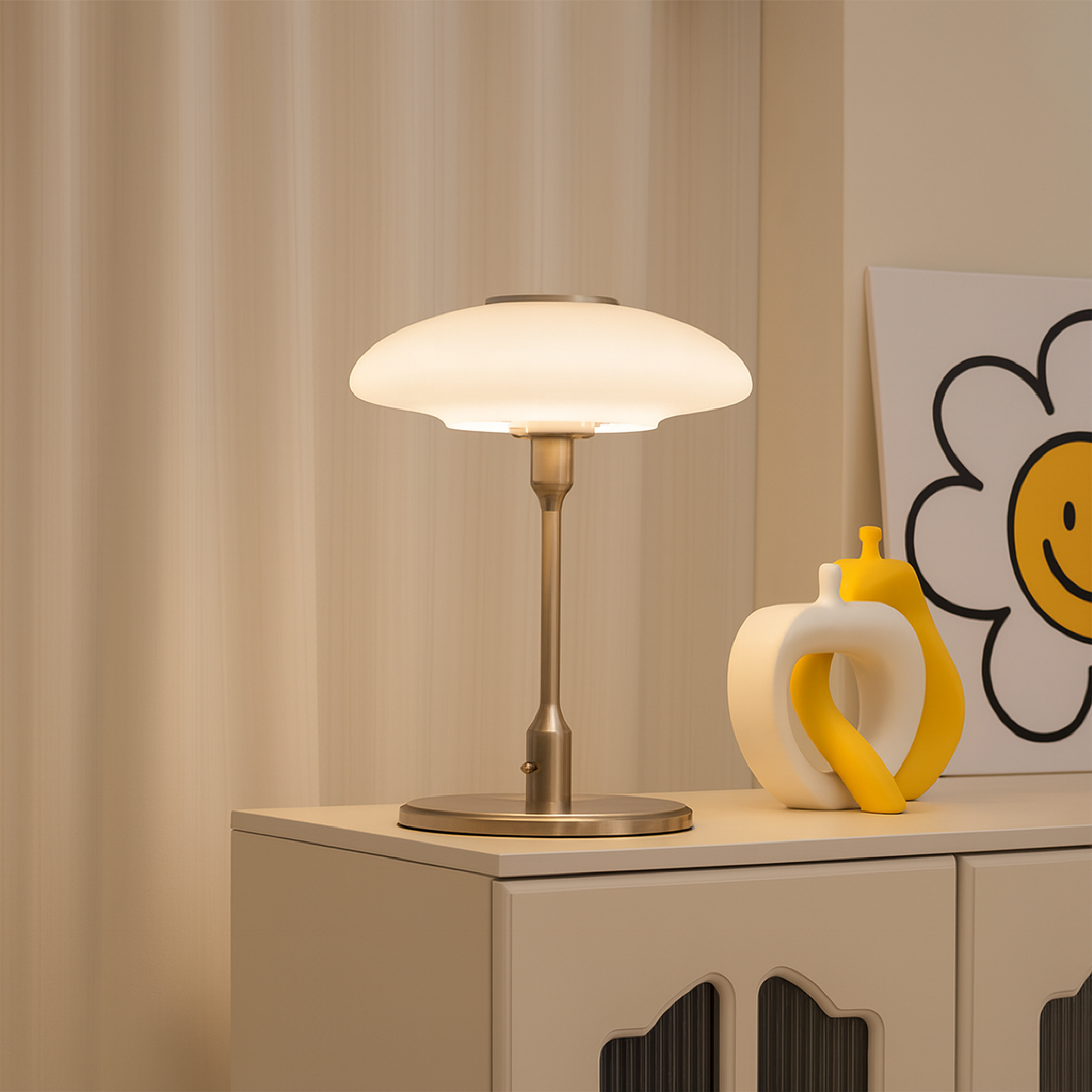 Svensk designer-bordlampe