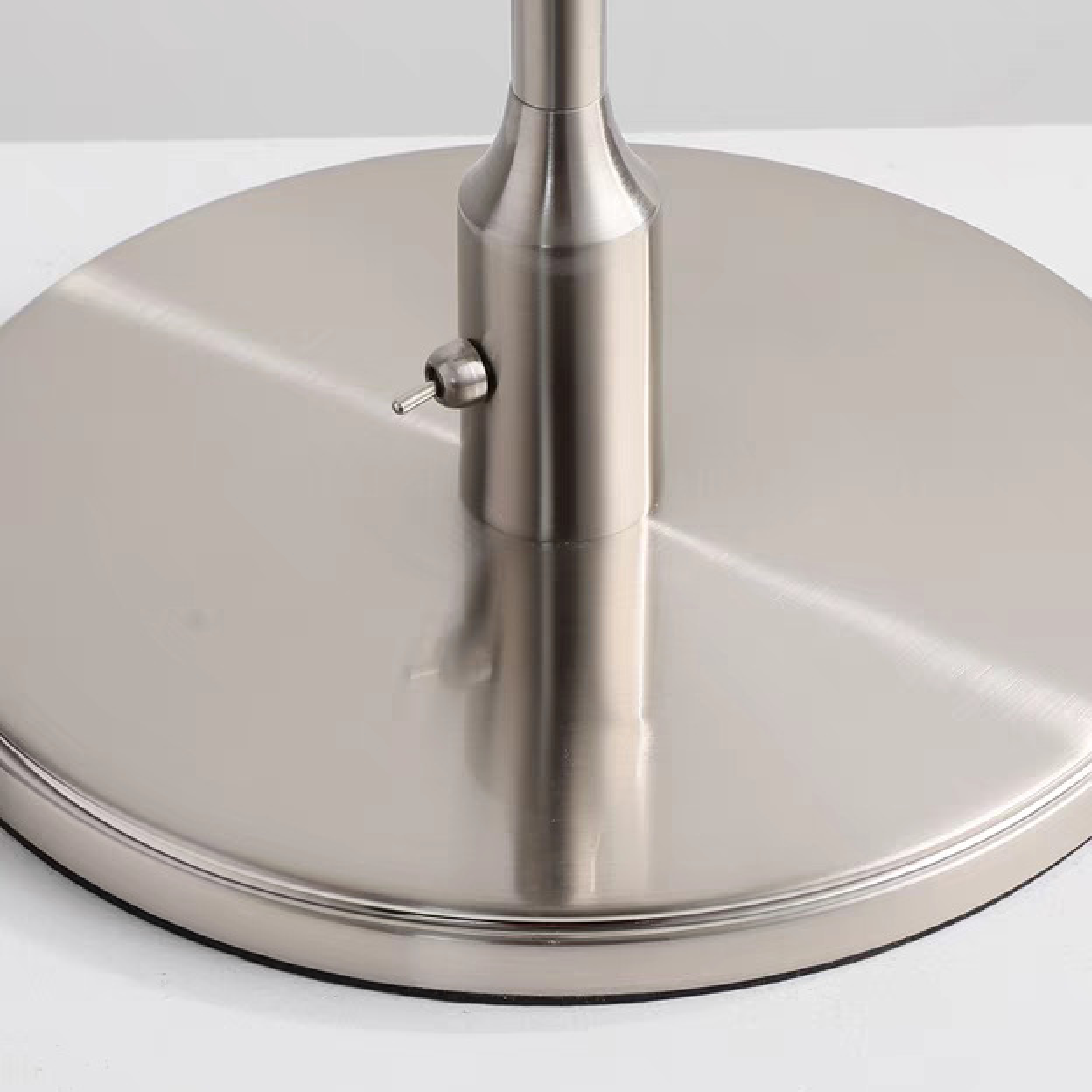 Svensk designer-bordlampe