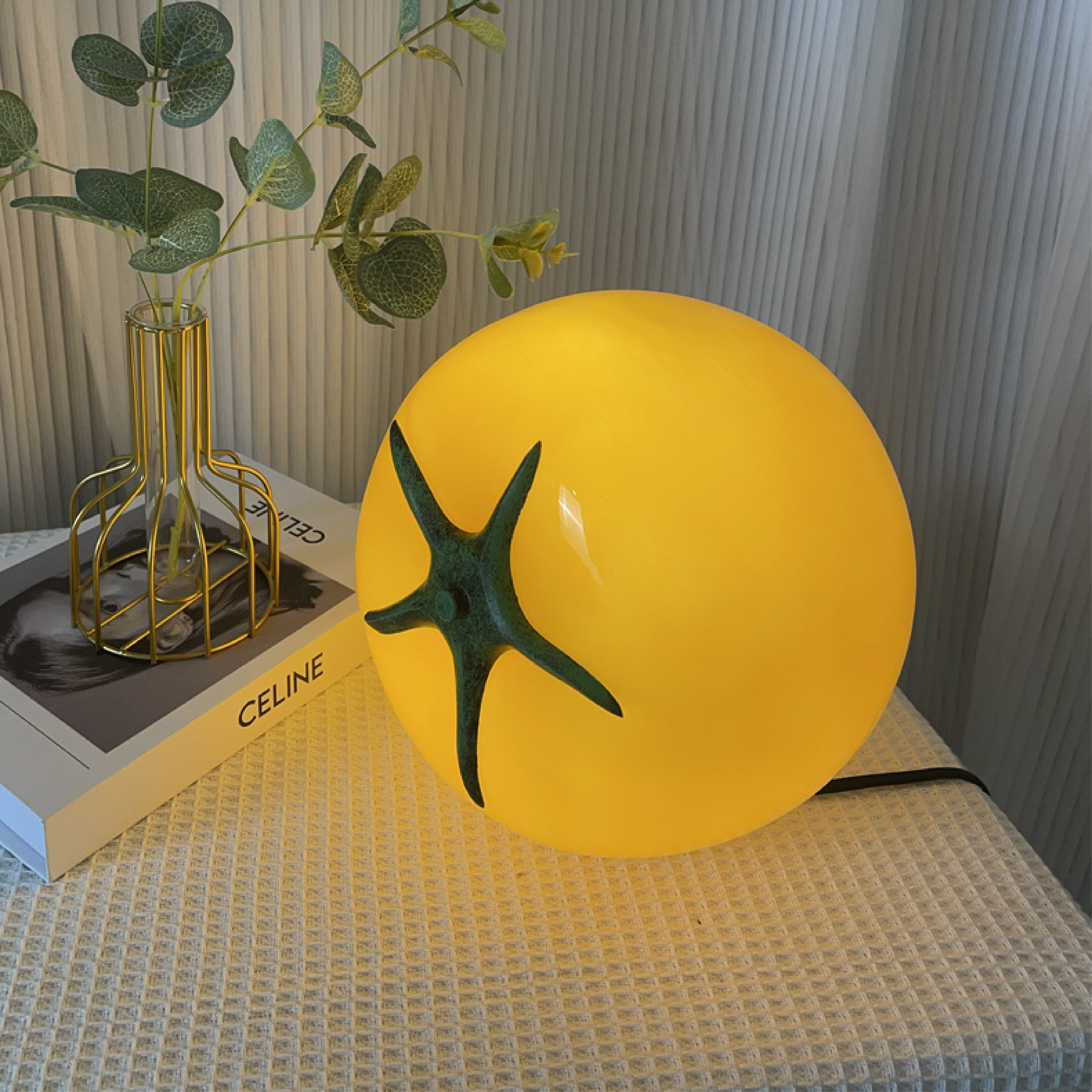 Tomat-bordlampe