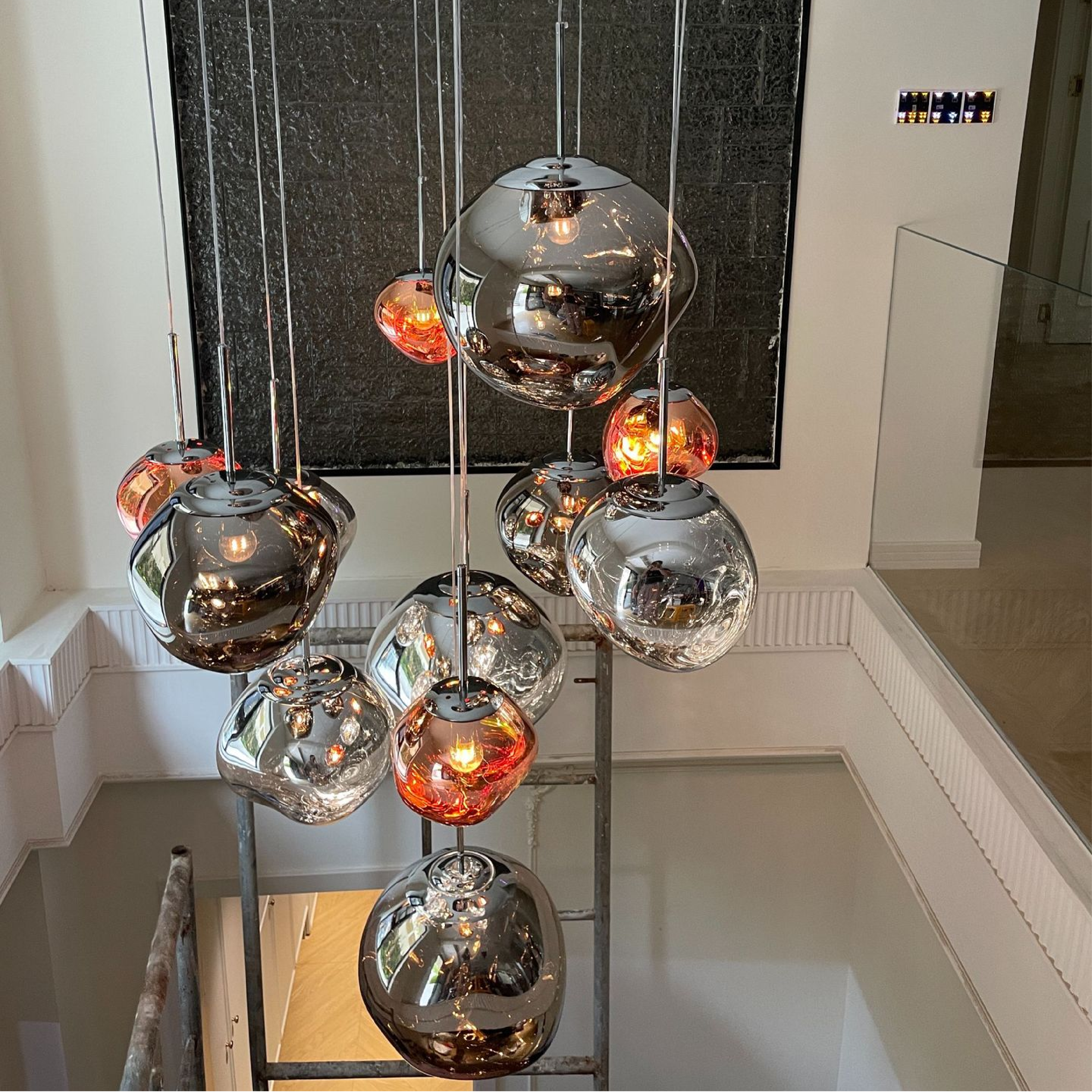 Pendellampe i smeltet glas