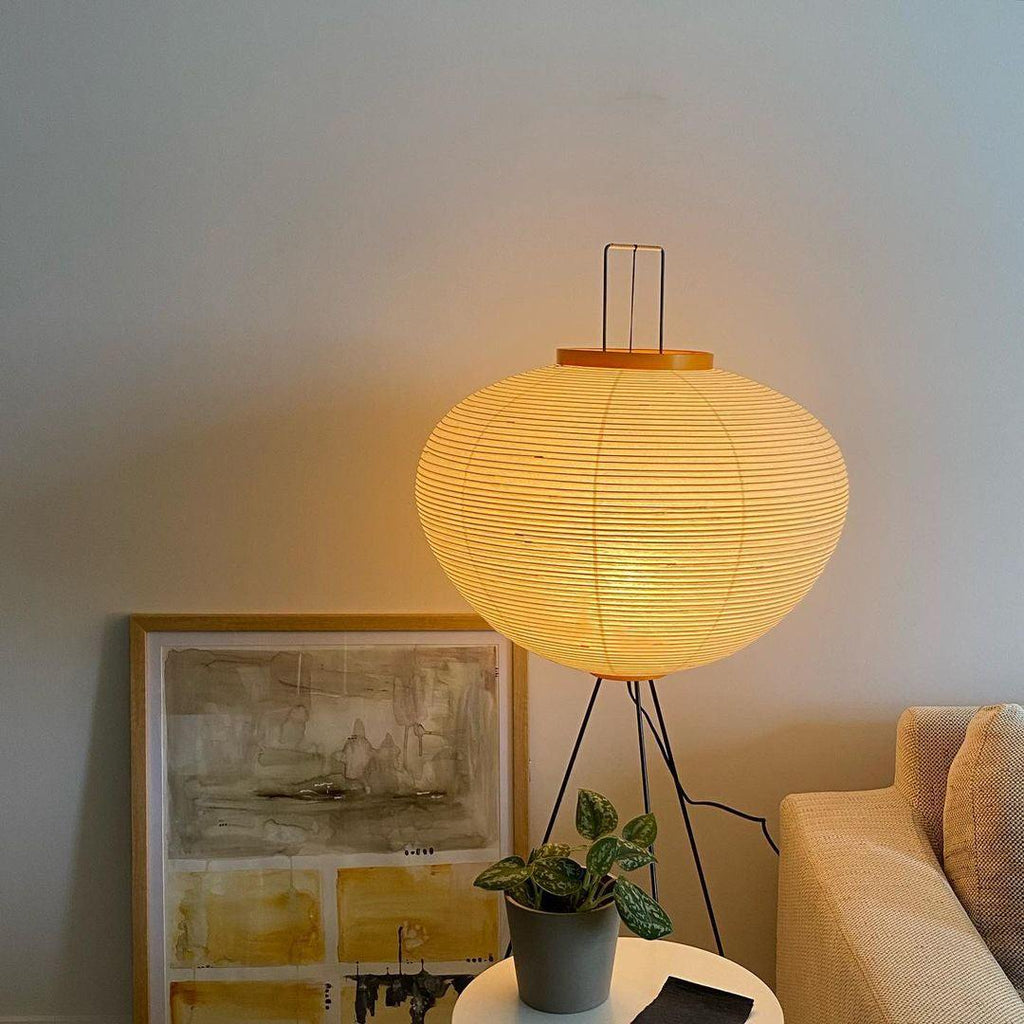 Gulvlampe af rispapir