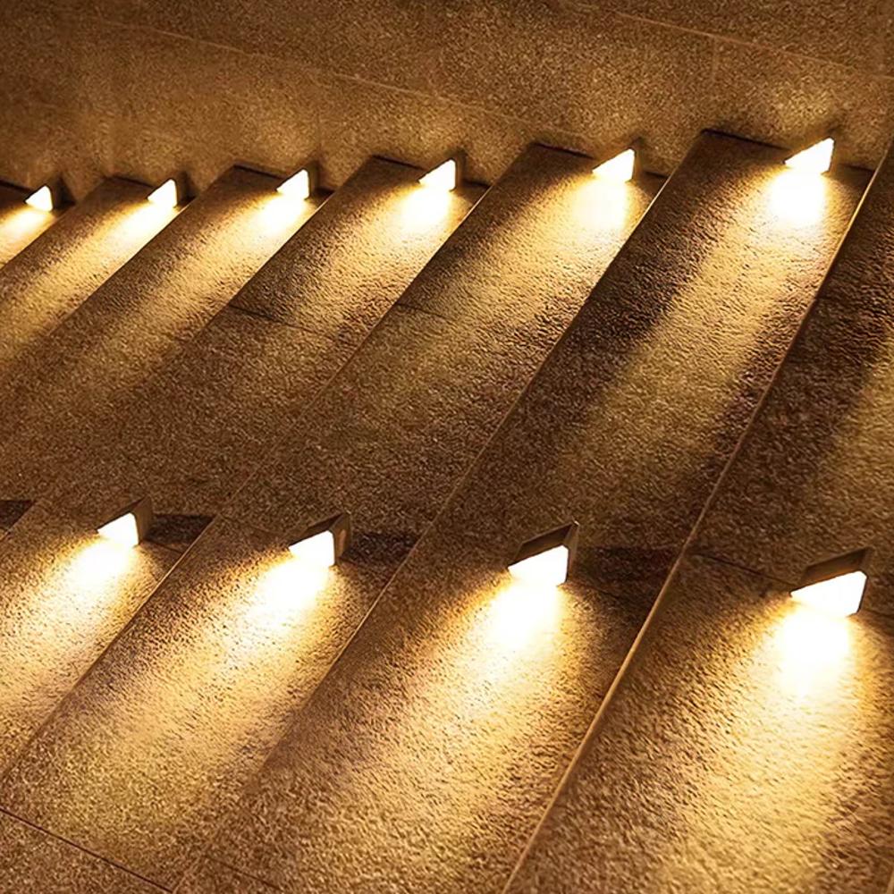 Solcellelamper til udendørs trapper