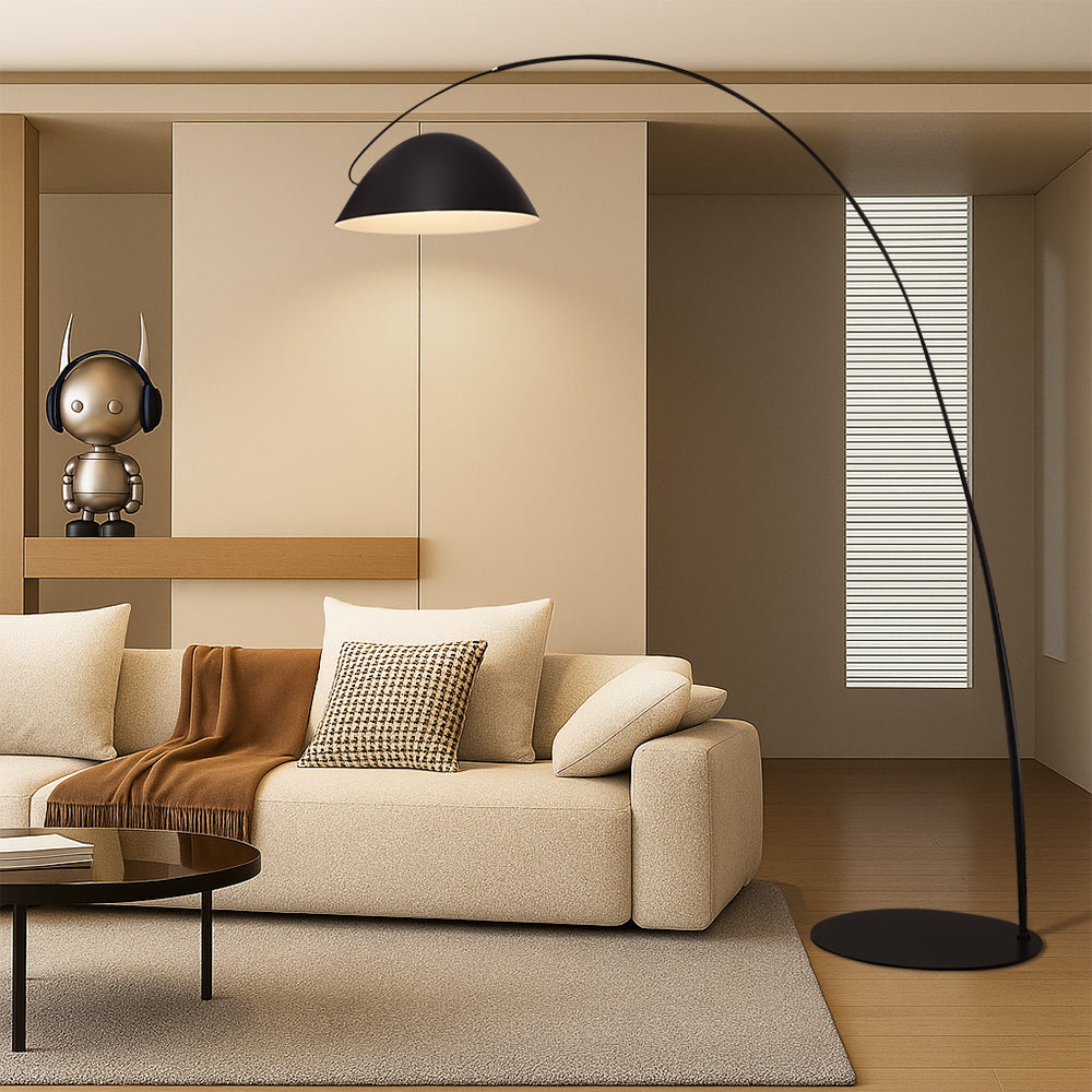 Nordisk lang gulvlampe