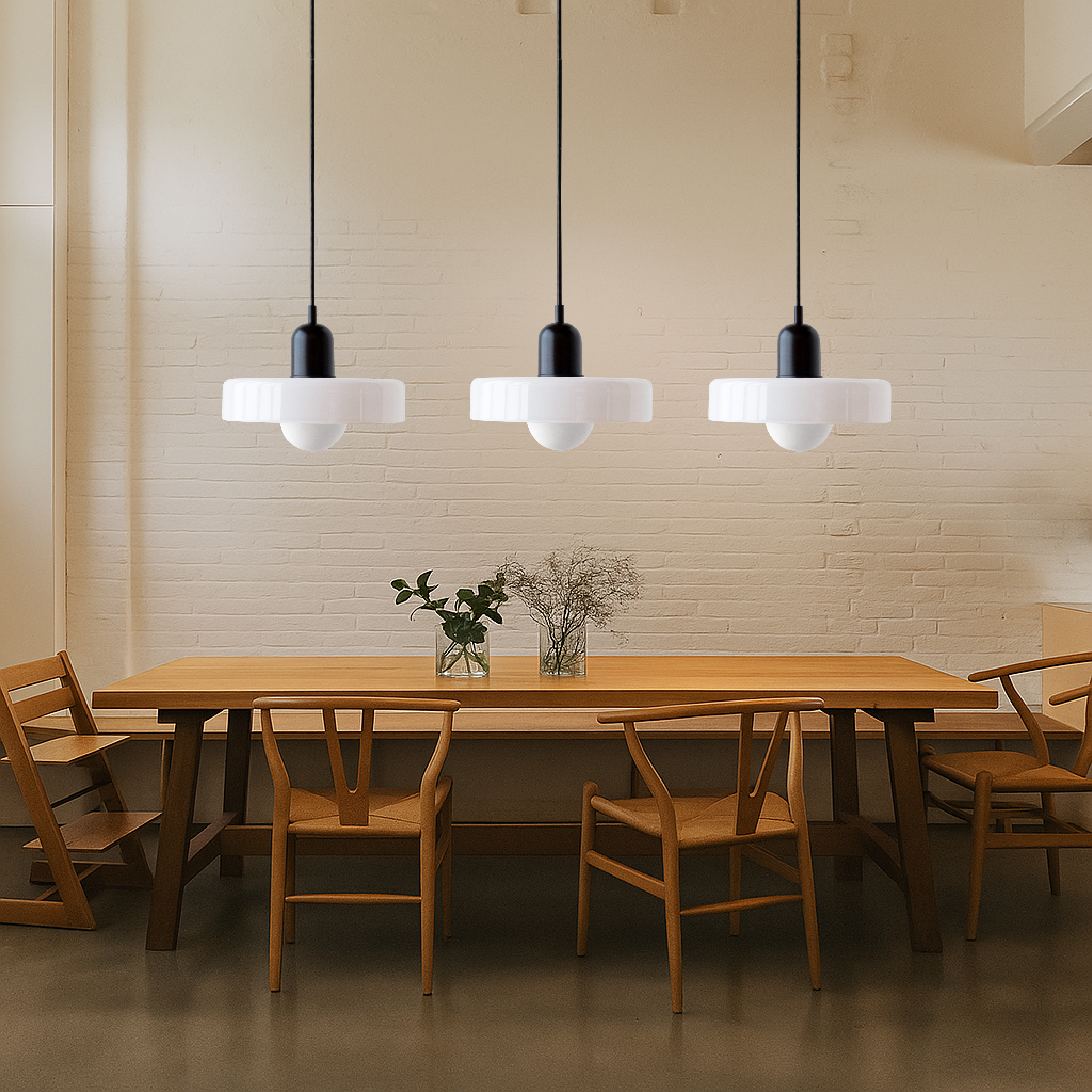 3-hovedet Bauhaus-pendel i farvet glas